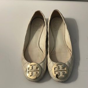 Tory Burch White Quinn Quilted Leather Flats size 6.5